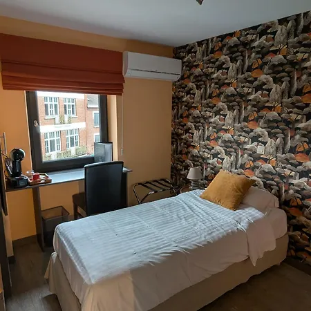 Hotel A Fleur De Couette Auvelais