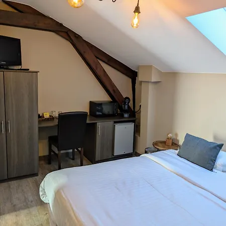 A Fleur De Couette Auvelais